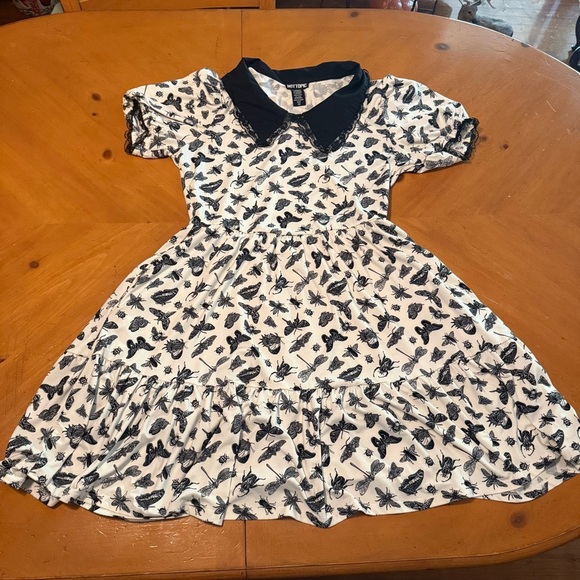 Hot Topic Black & White Tiered Collared Lace Trim Bug Mini Dress M Gothic Witchy - Picture 5 of 15